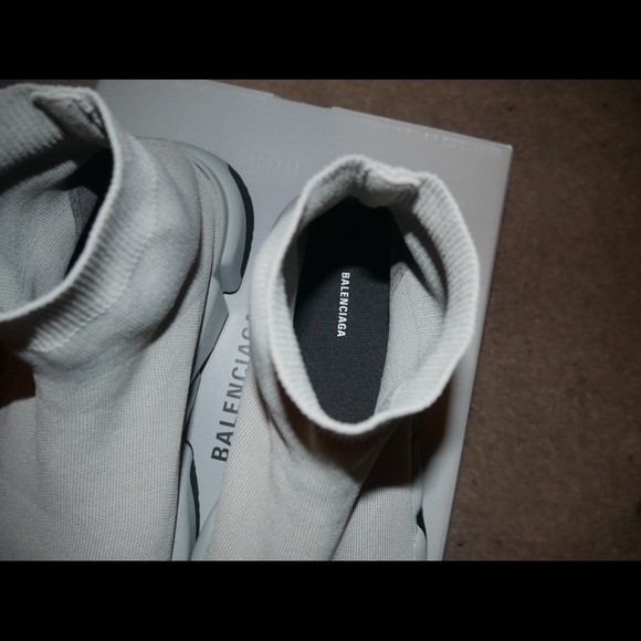 Balenciaga Sneaker Size 13 650.00 new with Box - Picture 2 of 2